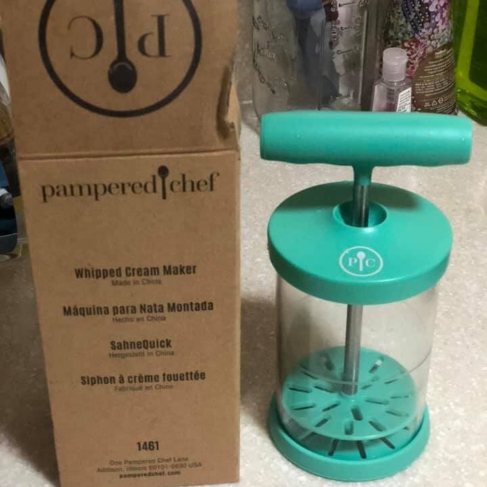 Pampered Chef Whipped Cream Maker